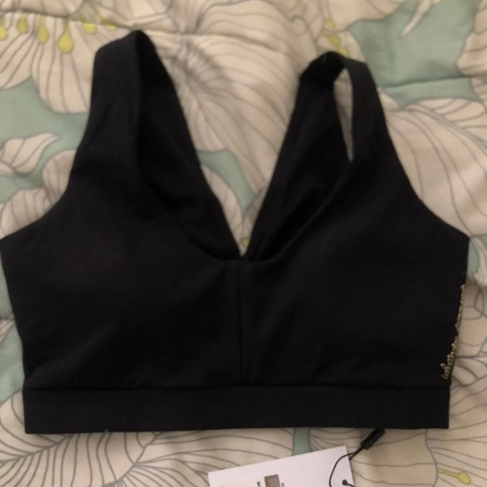 Whitney Simmons V2 Sports Bra Black